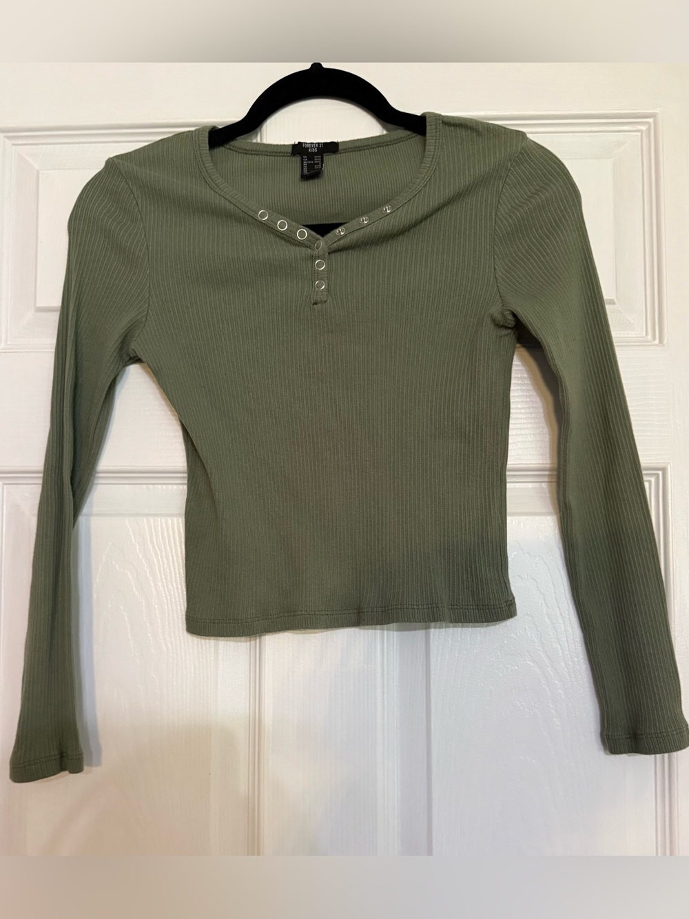 Forever 21 Olive Ribbed Long-Sleeve Henley Top